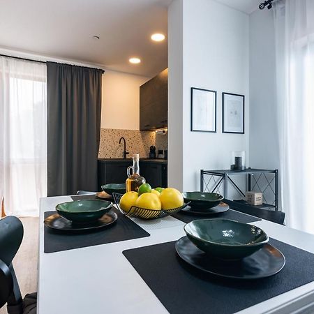 Apartman Laura Rijeka Eksteriør bilde